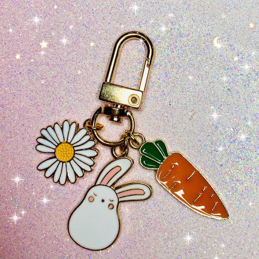 Kawaii keyring white moon bunny daisy carrot keychain phone charm case accessory