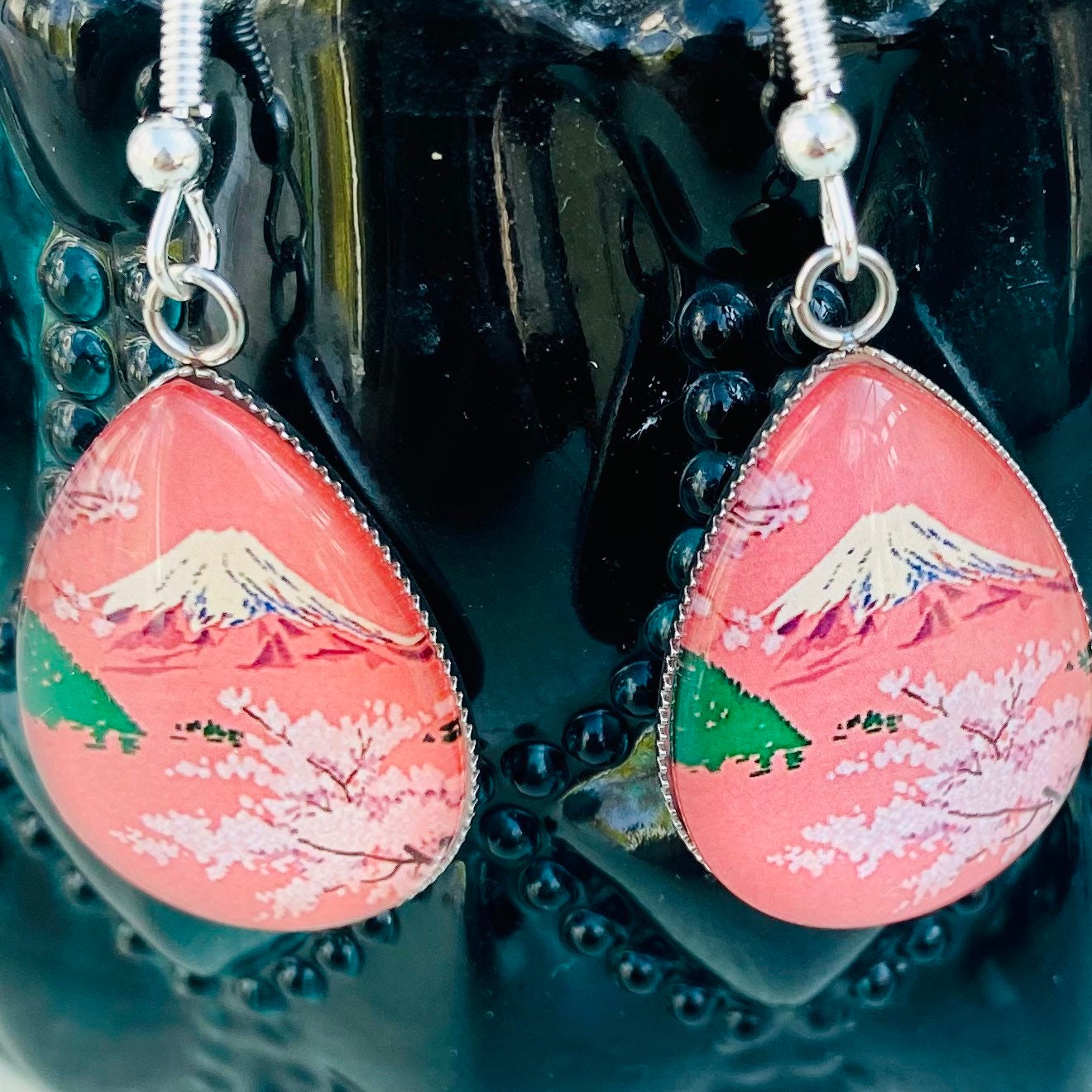 Japanese view  Mount Fuji cherry blossom tear drop earrings clear  flat back cabochon Sakura