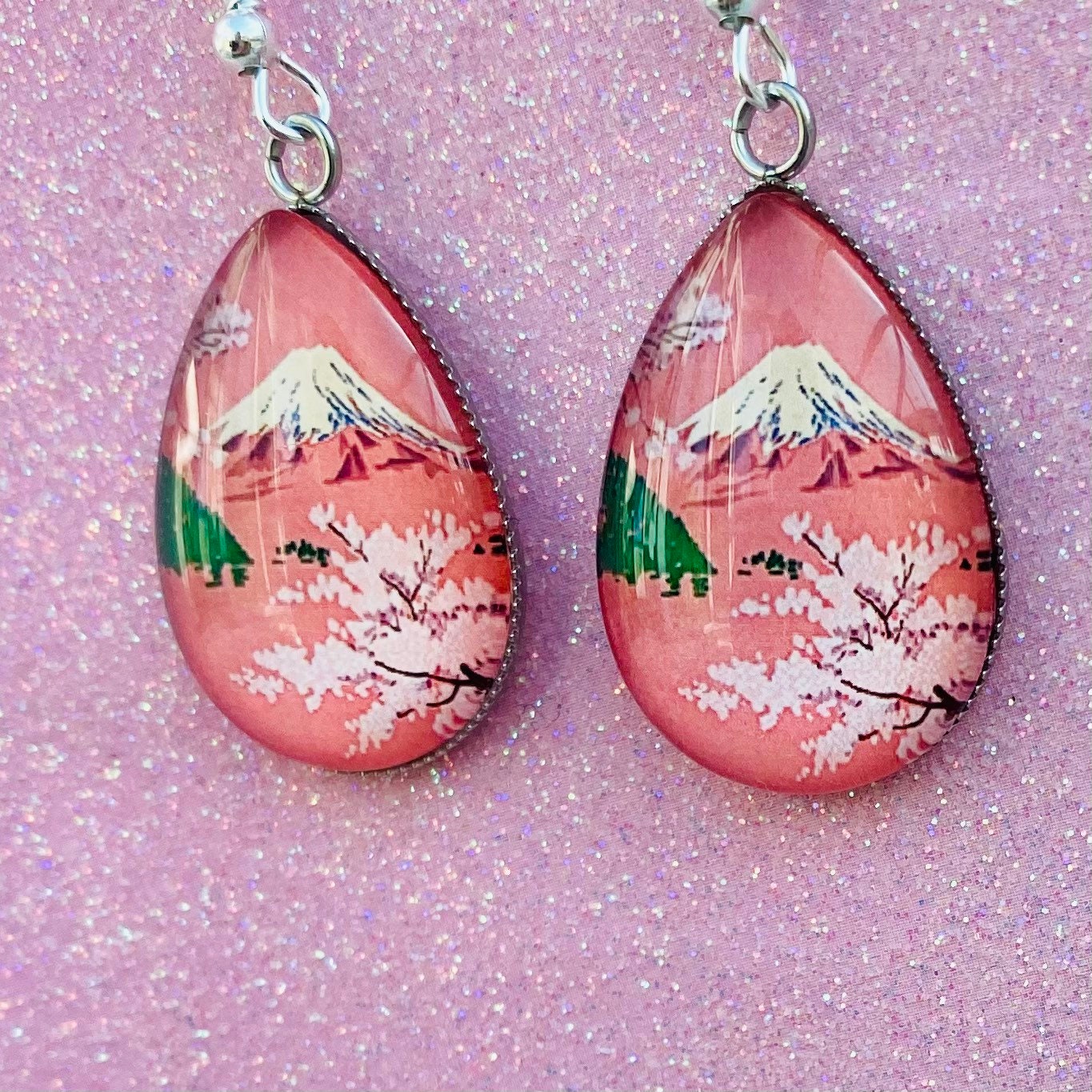 Japanese view  Mount Fuji cherry blossom tear drop earrings clear  flat back cabochon Sakura