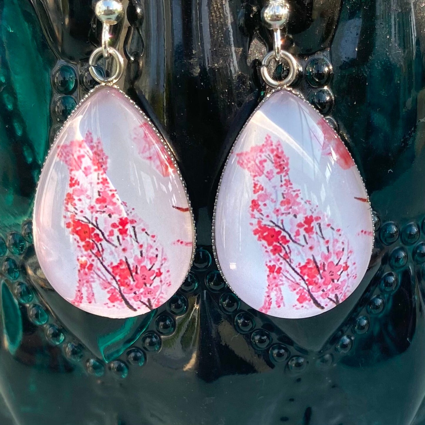 Japanese cat earrings /hidden cat Sakura cherry blossom tear drop earrings  flat back Lolita kimono cat lovers flower animal  floral anime