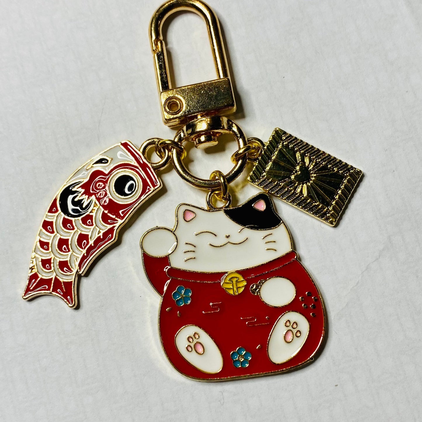 Lucky waving maneki neko Chinese cat koi fish keyring travel safety charm anime moon cat keychain