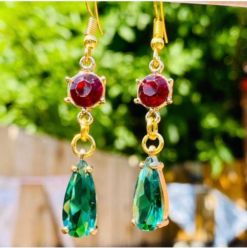 green red gemstone howls gold dangle earrings moving castle claw setting gems