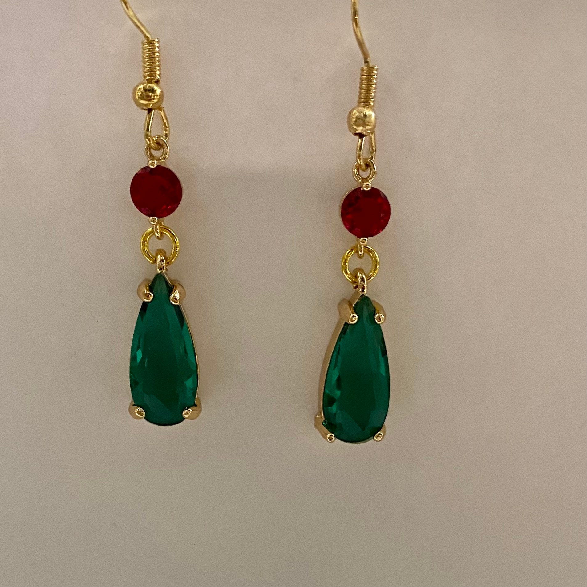 green red gemstone howls gold dangle earrings moving castle