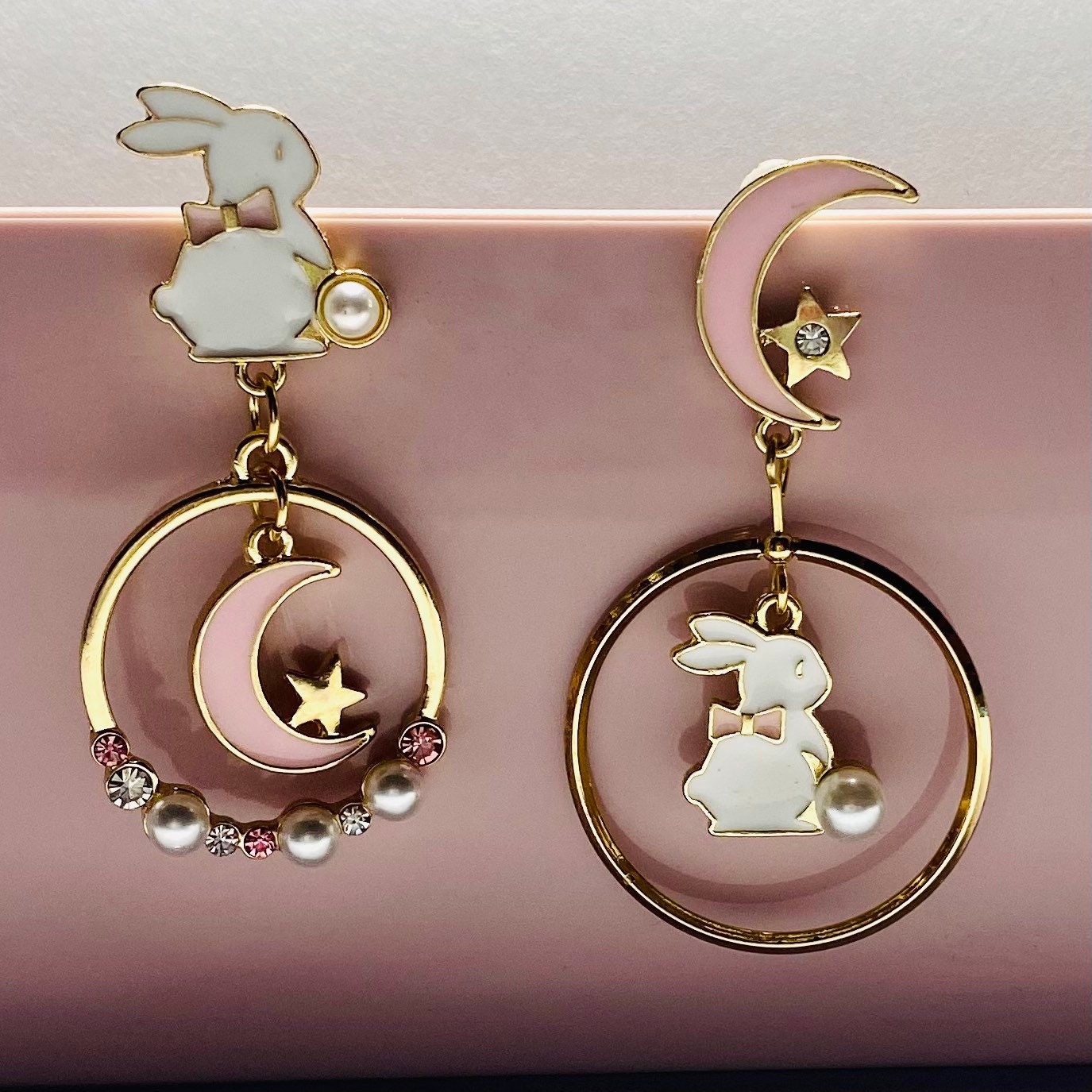 Kawaii white anime bunny pink circle moon star earrings stud asymmetric