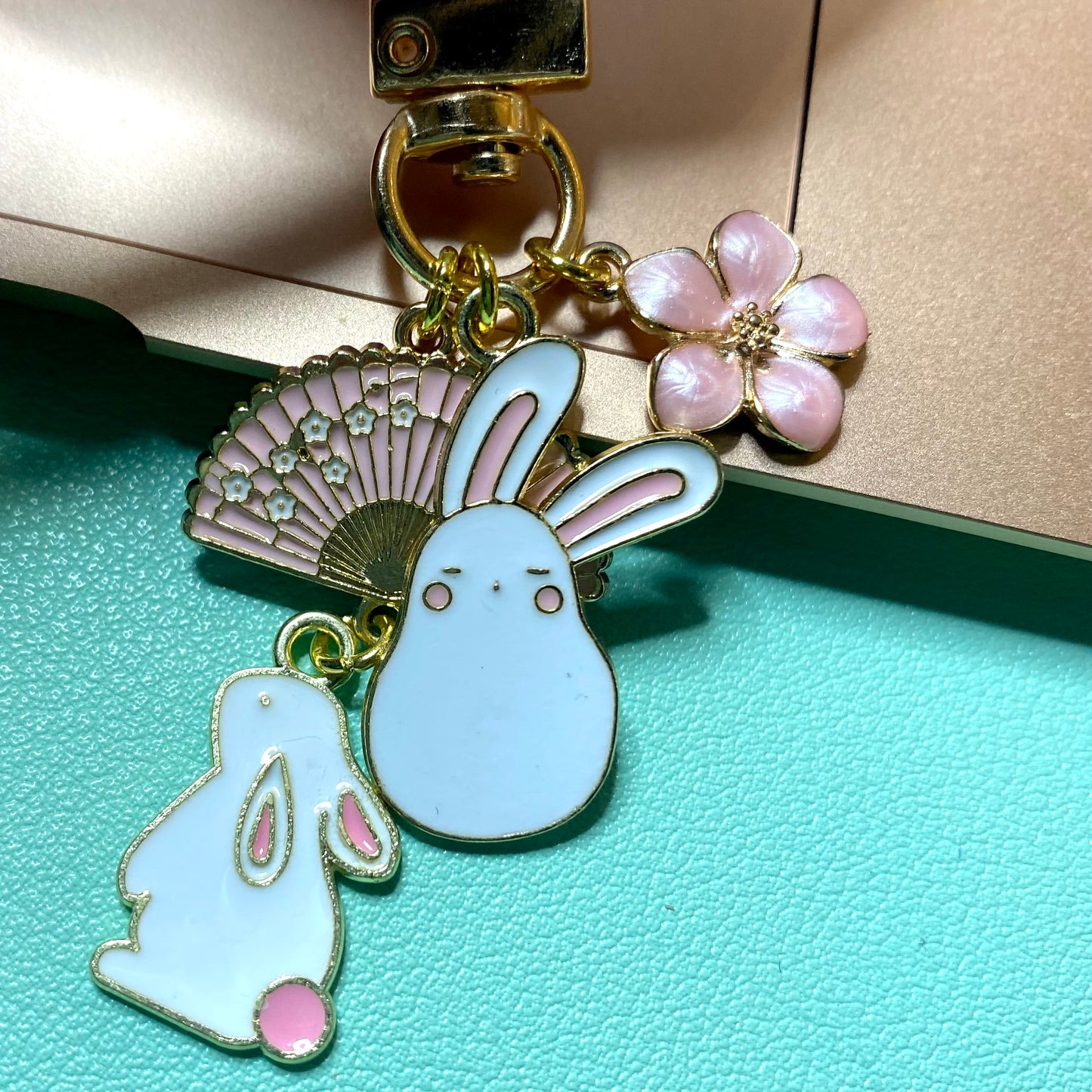 Anime Japanese moon bunny keyring fan sakura blossom keychain phone charm