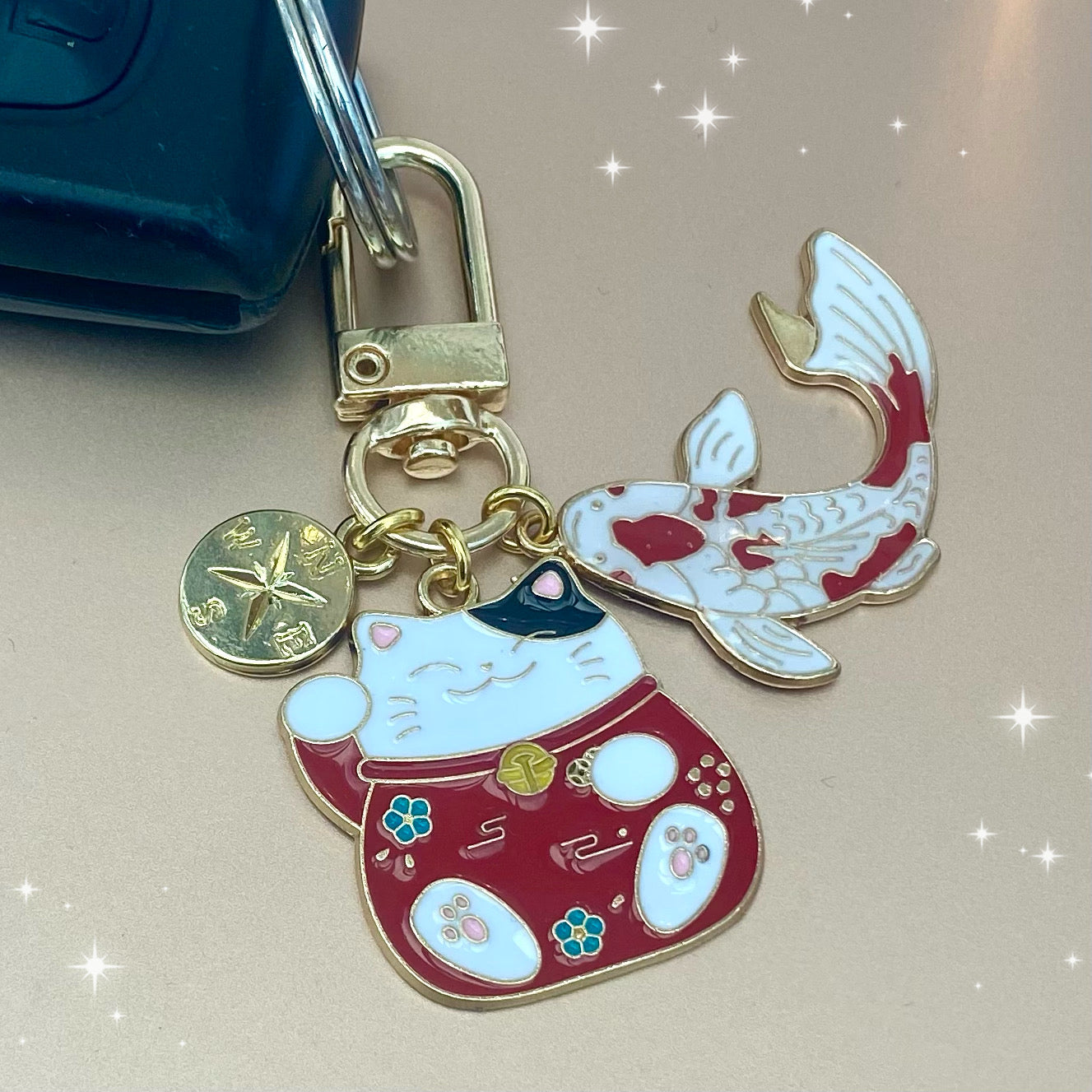 Lucky waving maneki neko Chinese cat koi fish keyring travel safety charm anime moon cat keychain