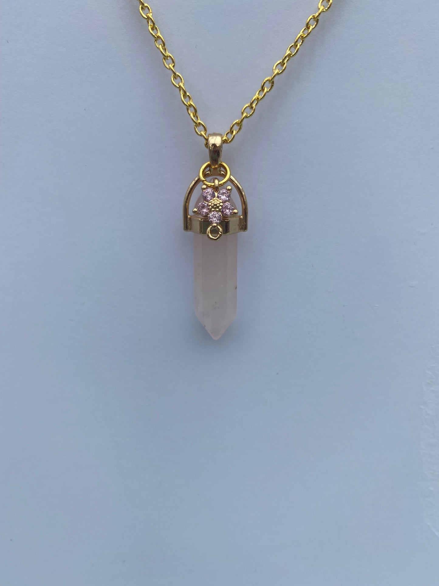 Rose crystal healing stone necklace pillar with flower crystal gemstone gold chain