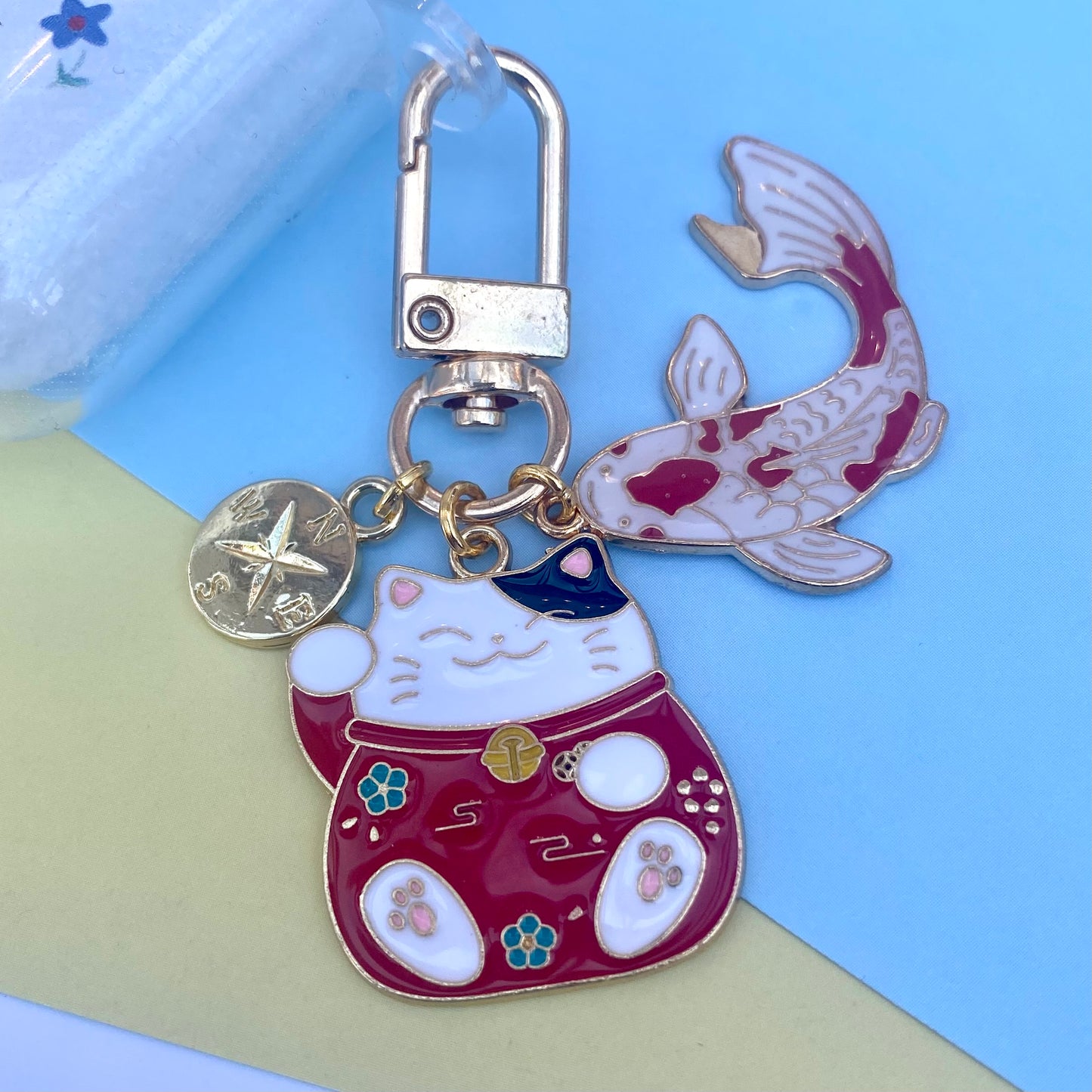 Lucky waving maneki neko Chinese cat koi fish keyring travel safety charm anime moon cat keychain